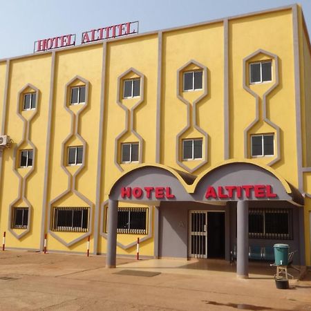 Hôtel Altitel Bafoussam Buitenkant foto