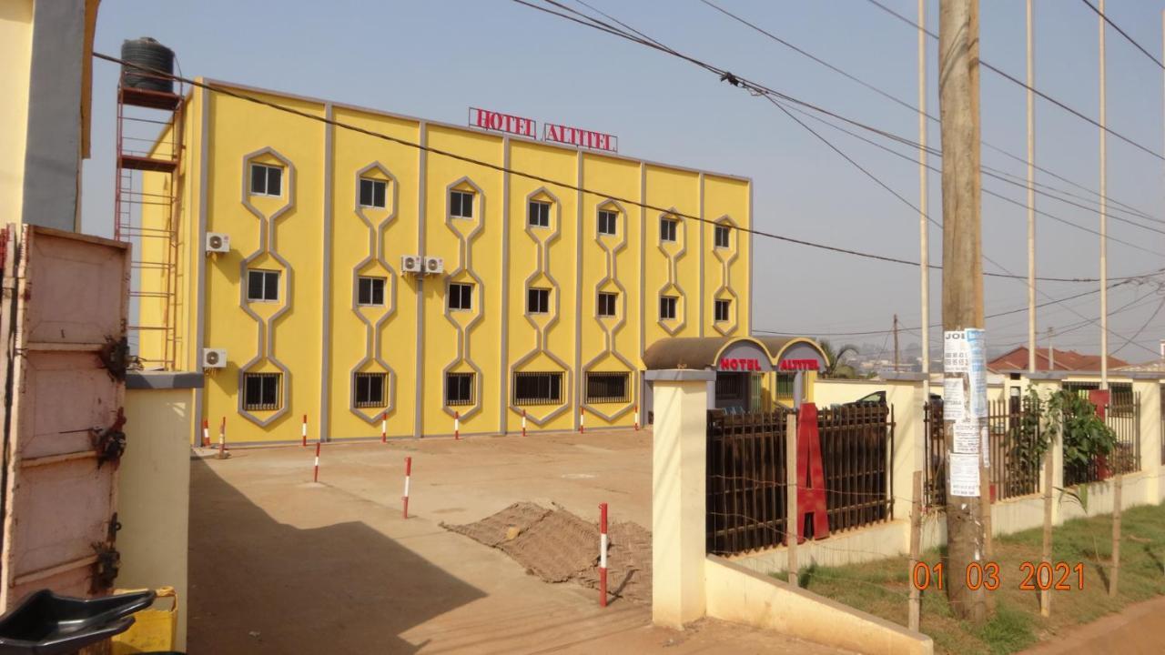 Hôtel Altitel Bafoussam Buitenkant foto