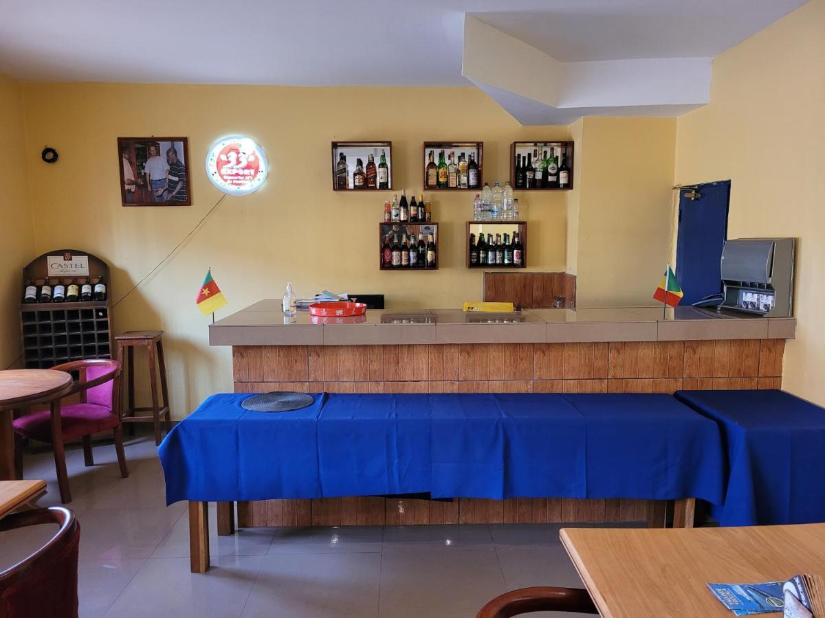 Hôtel Altitel Bafoussam Buitenkant foto