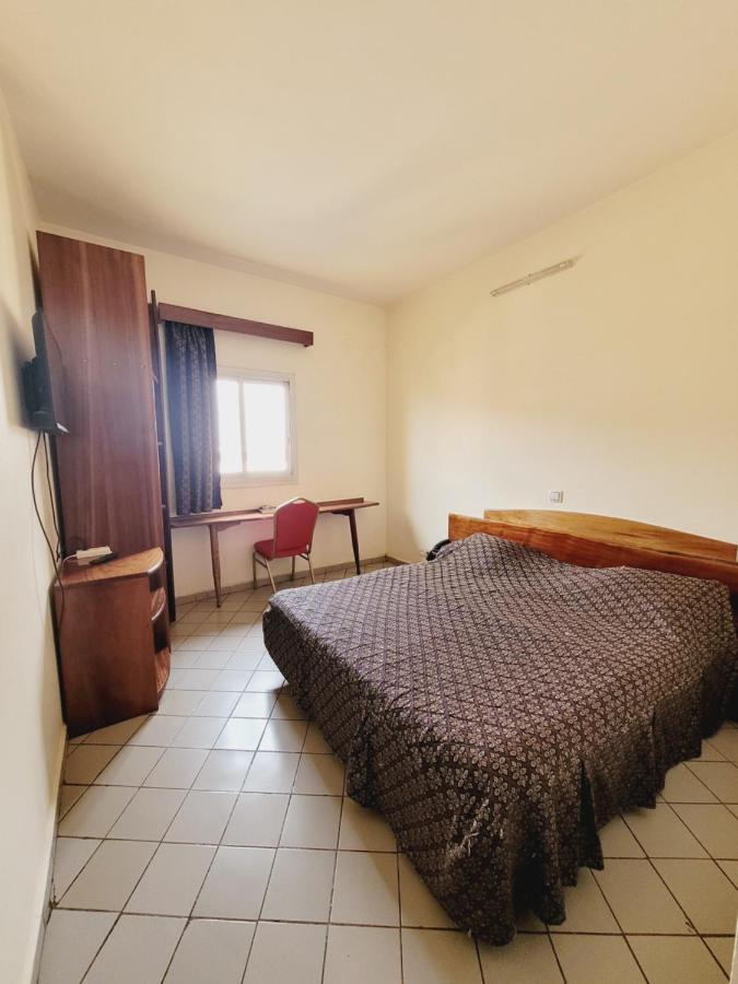 Hôtel Altitel Bafoussam Buitenkant foto