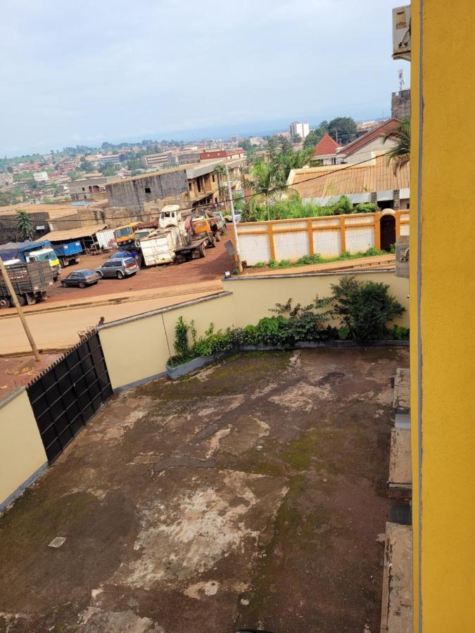 Hôtel Altitel Bafoussam Buitenkant foto