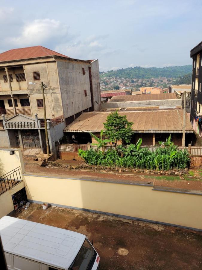 Hôtel Altitel Bafoussam Buitenkant foto